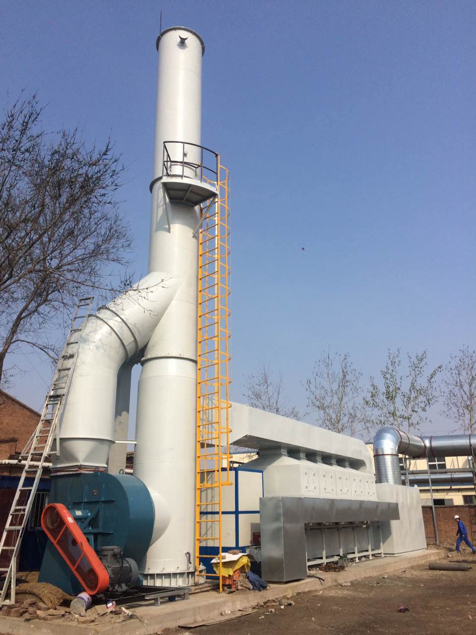 天津某制药公司 -制药车间废气-5万m3/h-预处理-活性炭吸附-催化燃烧装置